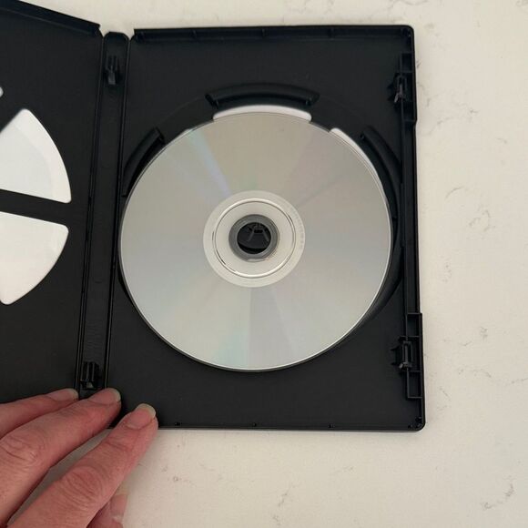 Alvin and the Chipmunks: Chipwrecked DVD - Picture 3 of 5